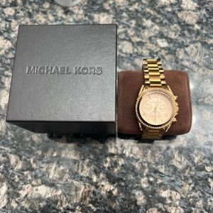 Michael Kors Women's Blair Gold-Tone Watch MK5263 (face Rose Gold)